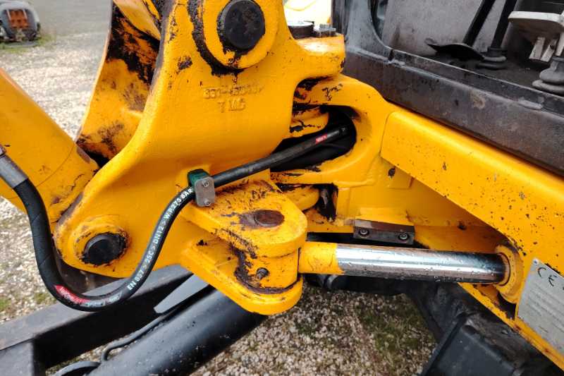 OmecoHub - Immagine JCB 8060